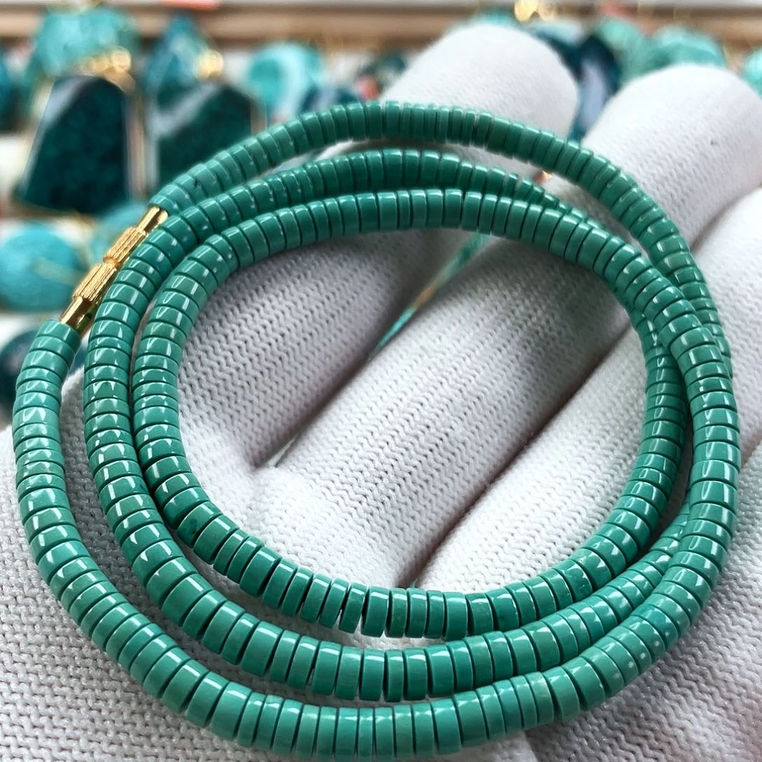 绿松石18K金镶嵌车挂