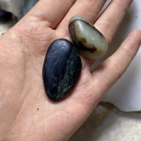 透闪石质玉未镶嵌珠宝半成品