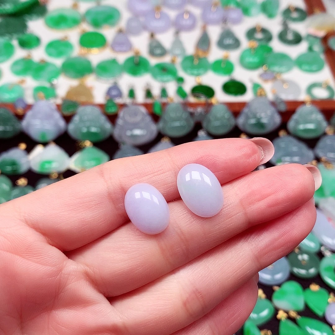 翡翠18K金镶嵌颈饰天然翡翠A货