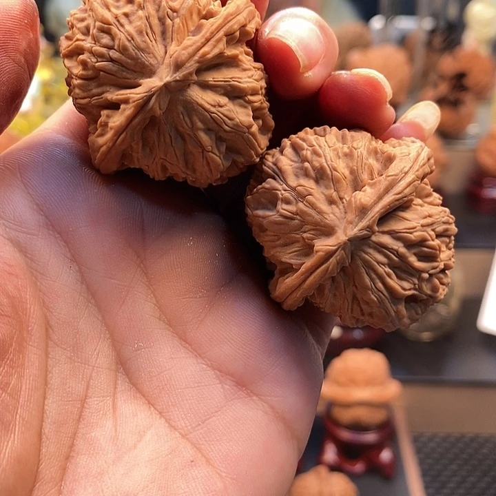 文玩核桃吊坠核桃