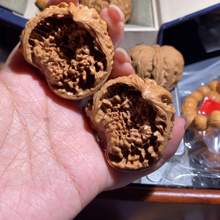 随***去文玩核桃把件聚宝盆