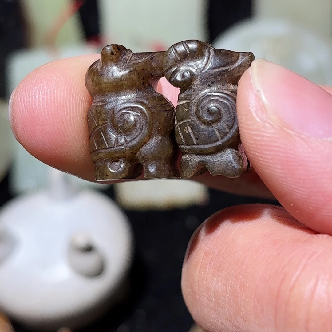 独***2和田玉（糖玉）未镶嵌挂件