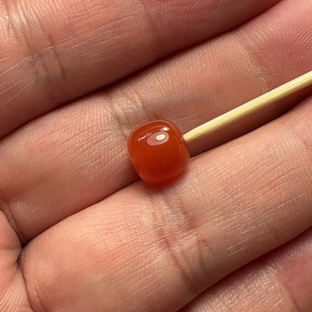 未镶嵌老型南红玛瑙H****?