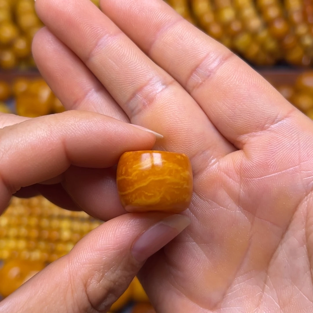 琥珀未镶嵌吊坠(不含链)