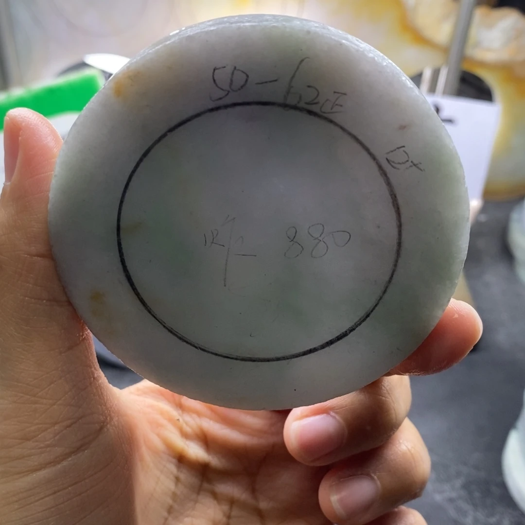 定制翡翠未镶嵌翡翠手镯