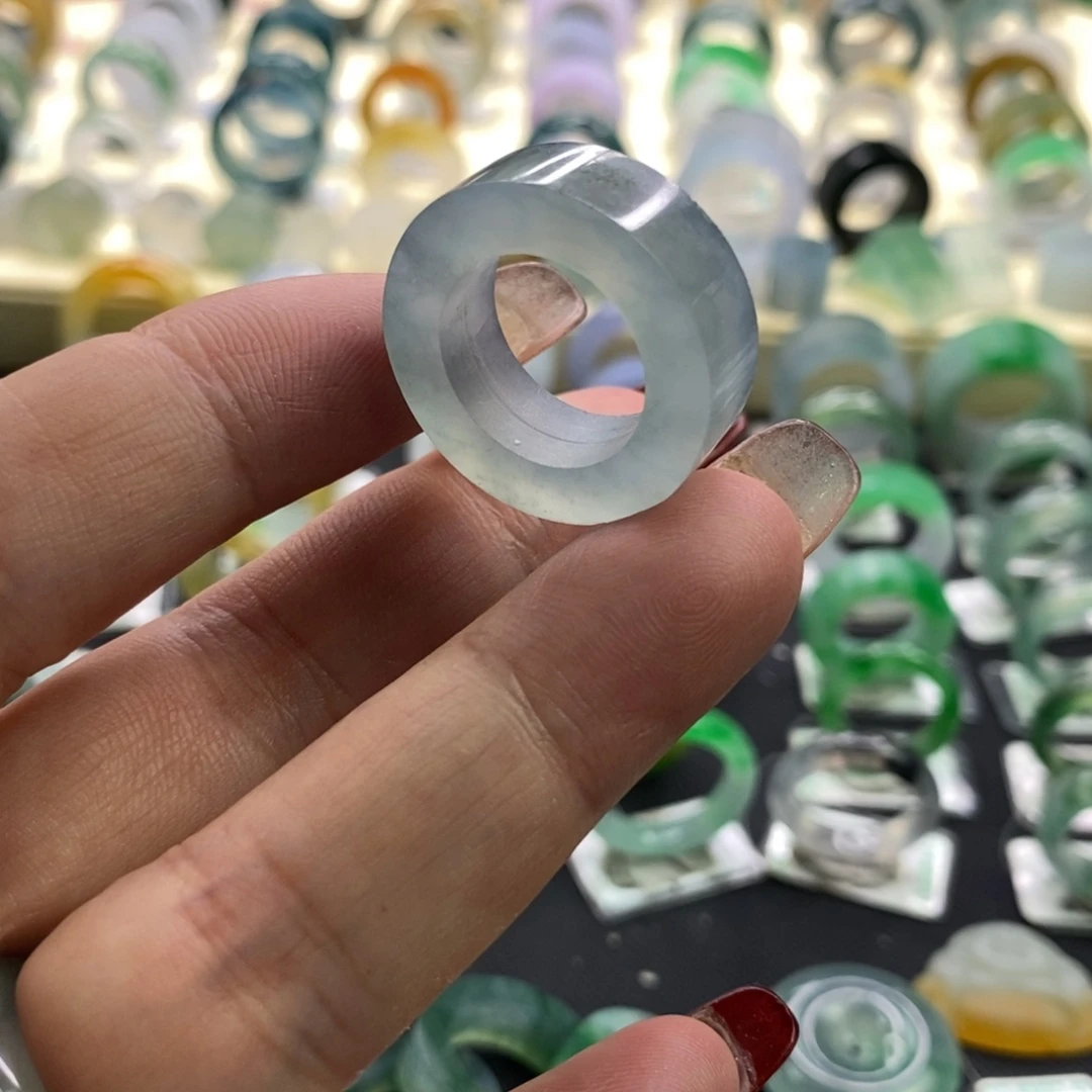 定制翡翠未镶嵌Q****C翡翠戒指