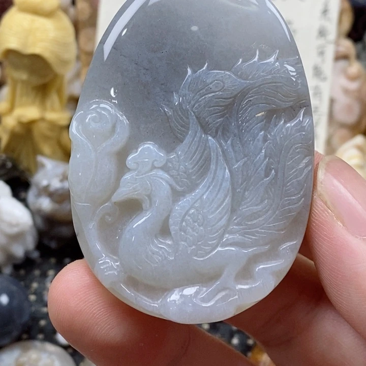 颈饰未镶嵌硅化珊瑚（珊瑚玉）有瑕