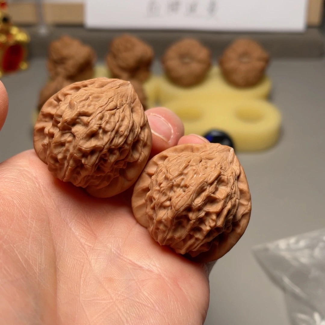 文玩核桃把件七步沟