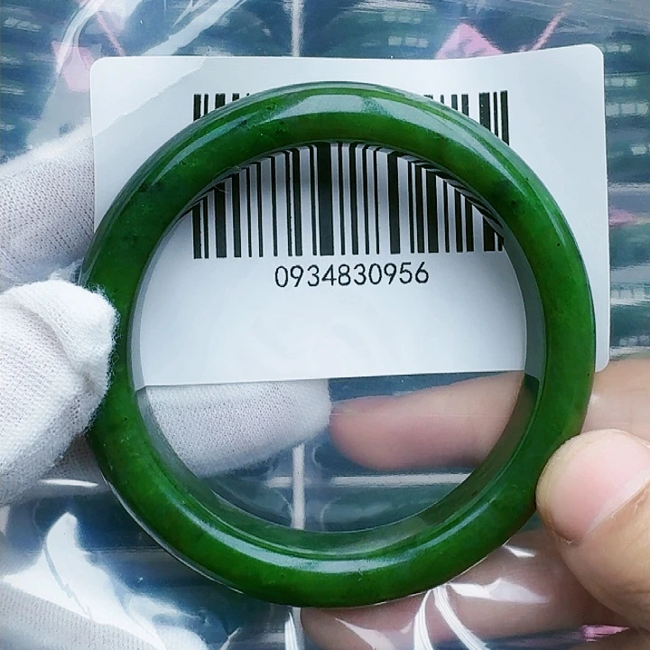 和田玉（碧玉）手镯未镶嵌包容58