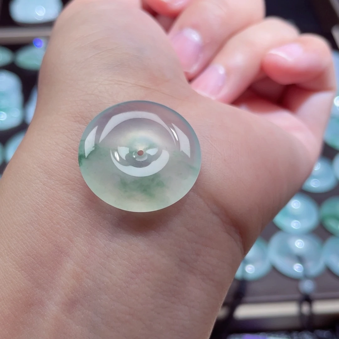 颈饰未镶嵌翡翠扣子