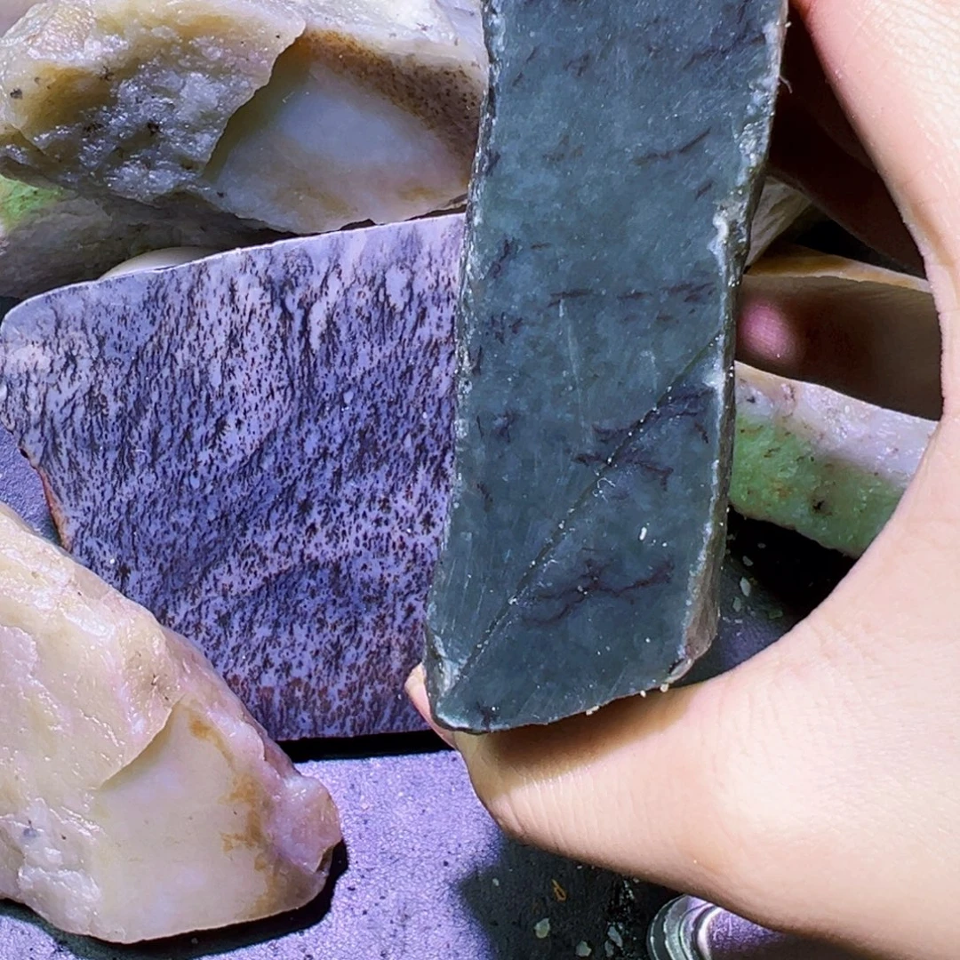 和田玉（糖玉）未镶嵌珠宝半成品