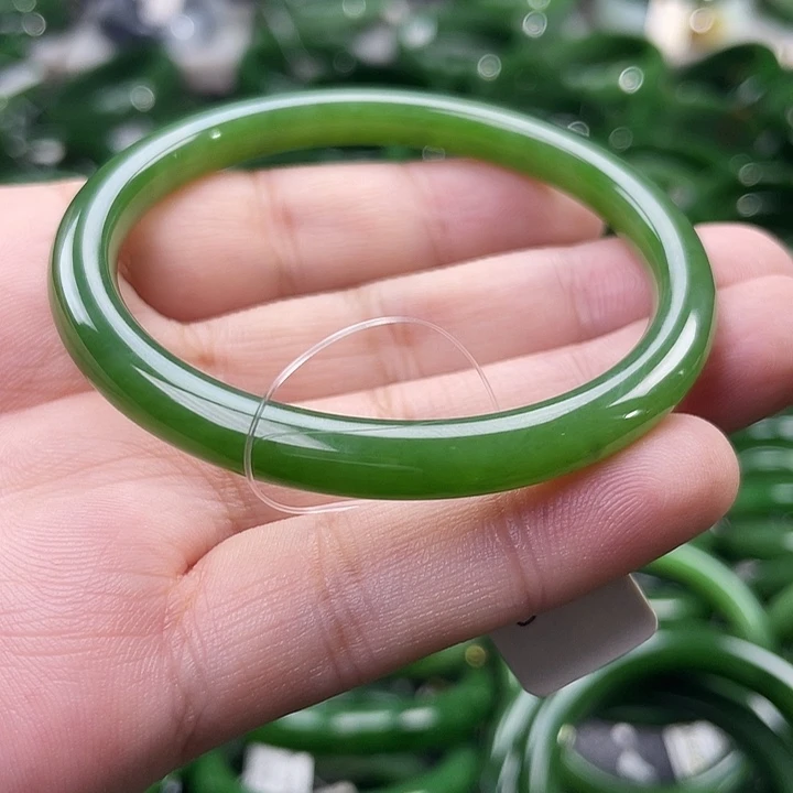 未镶嵌手镯和田玉（碧玉）