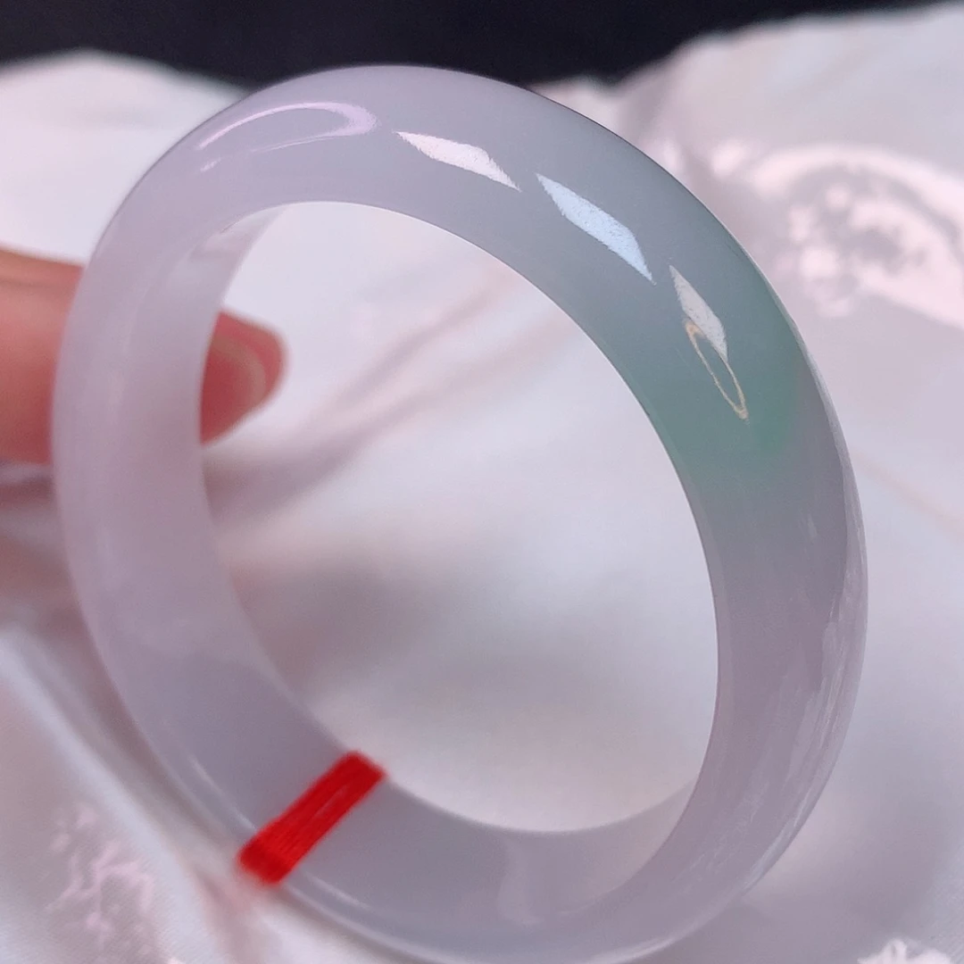 翡翠手镯（贵妃镯）未镶嵌55