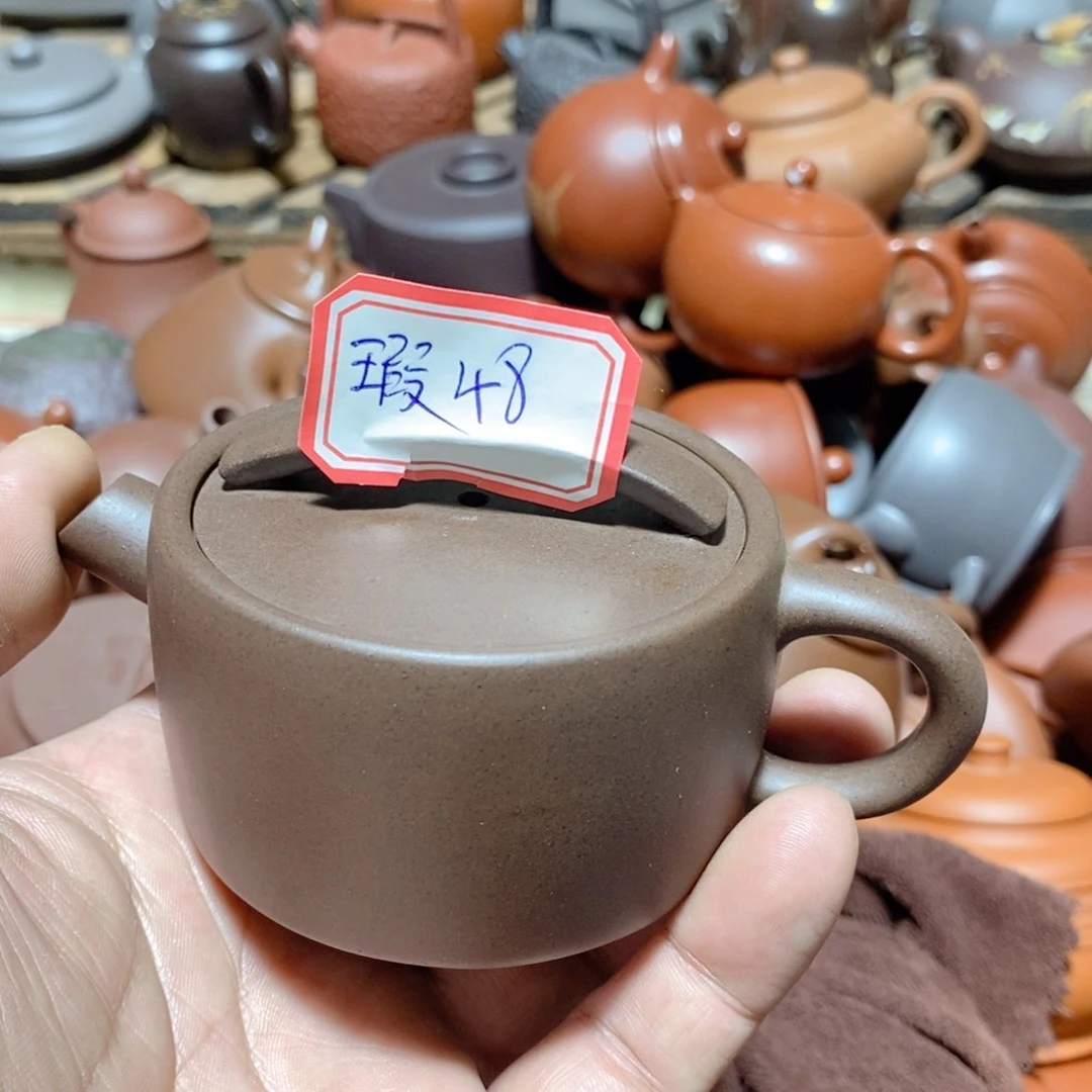 紫砂茶壶欢迎各位光临