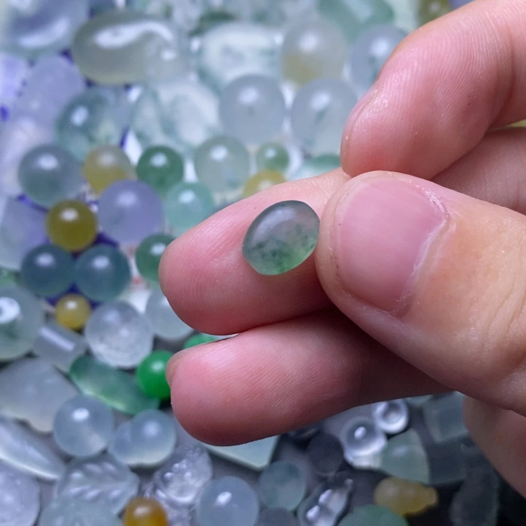 定制翡翠未镶嵌珠子