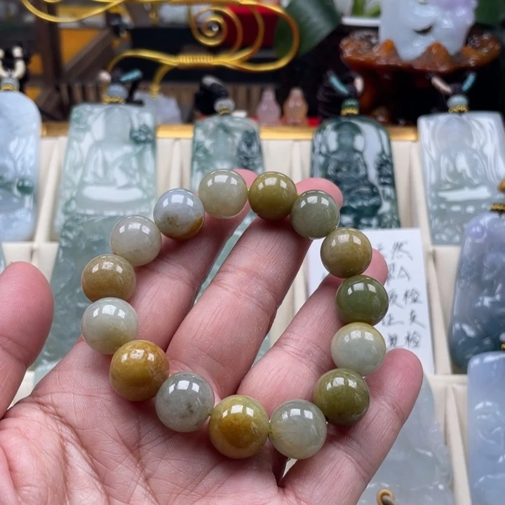 翡翠未镶嵌挂件玉