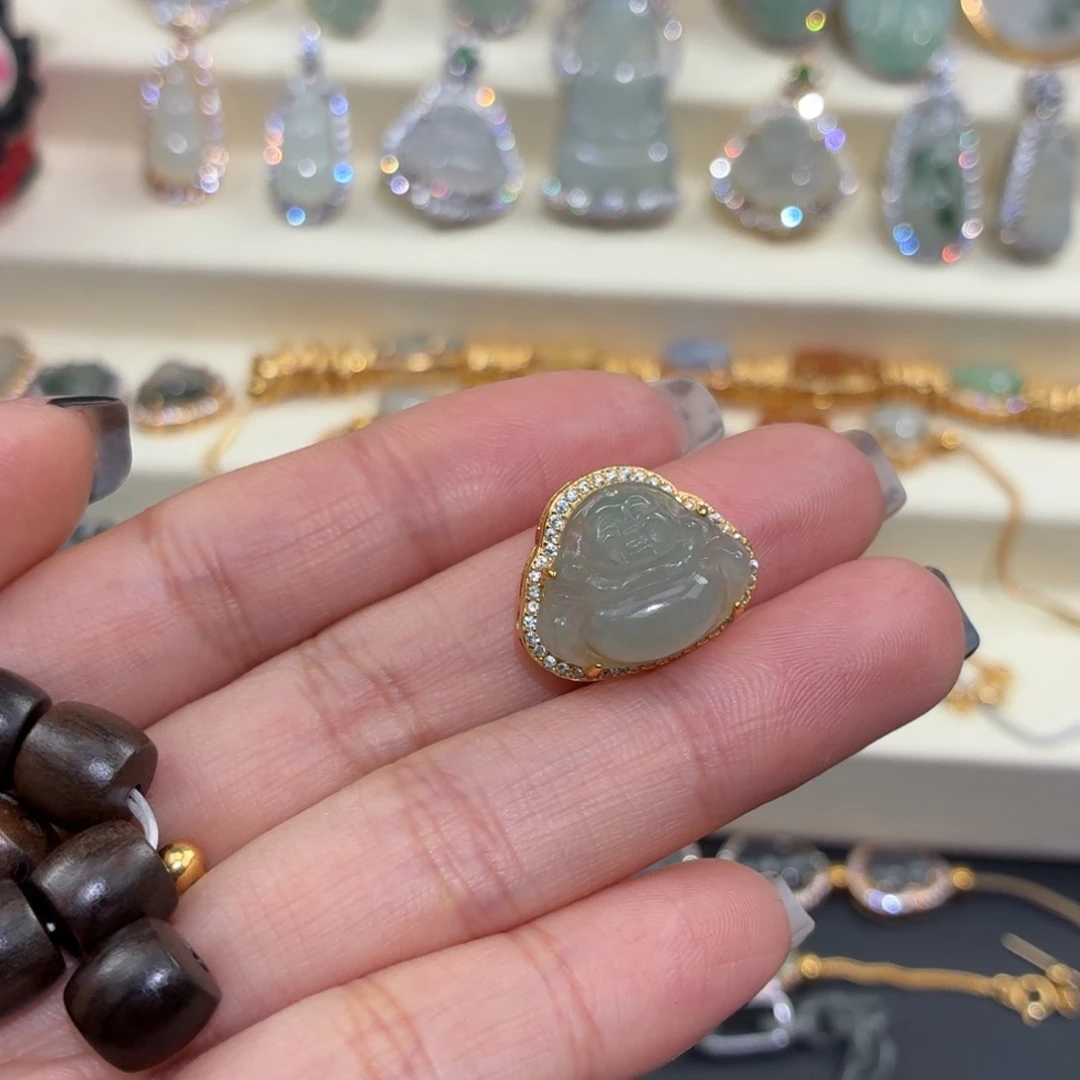 W****翡翠银S925镶嵌颈饰佛公