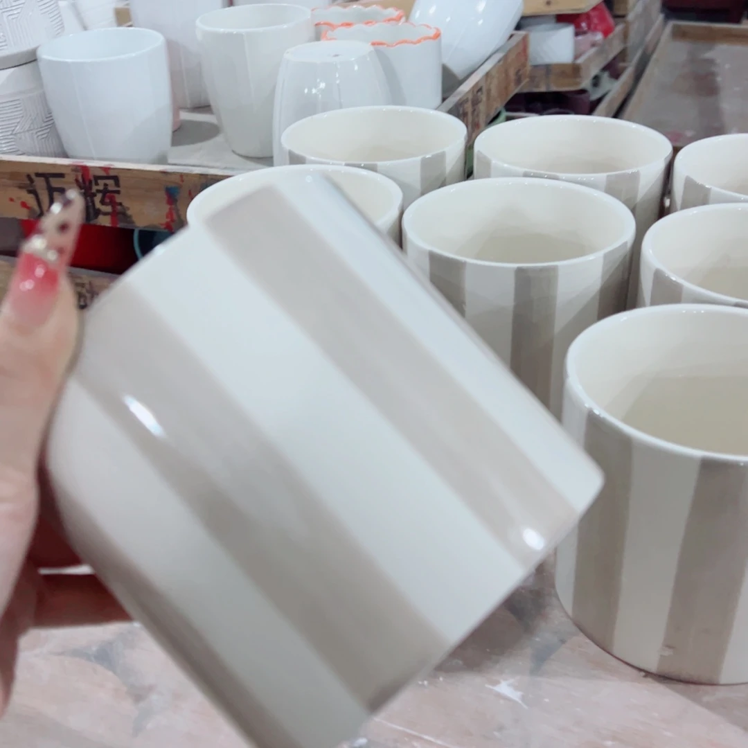 有孔，陶瓷花盆满10米包邮发货