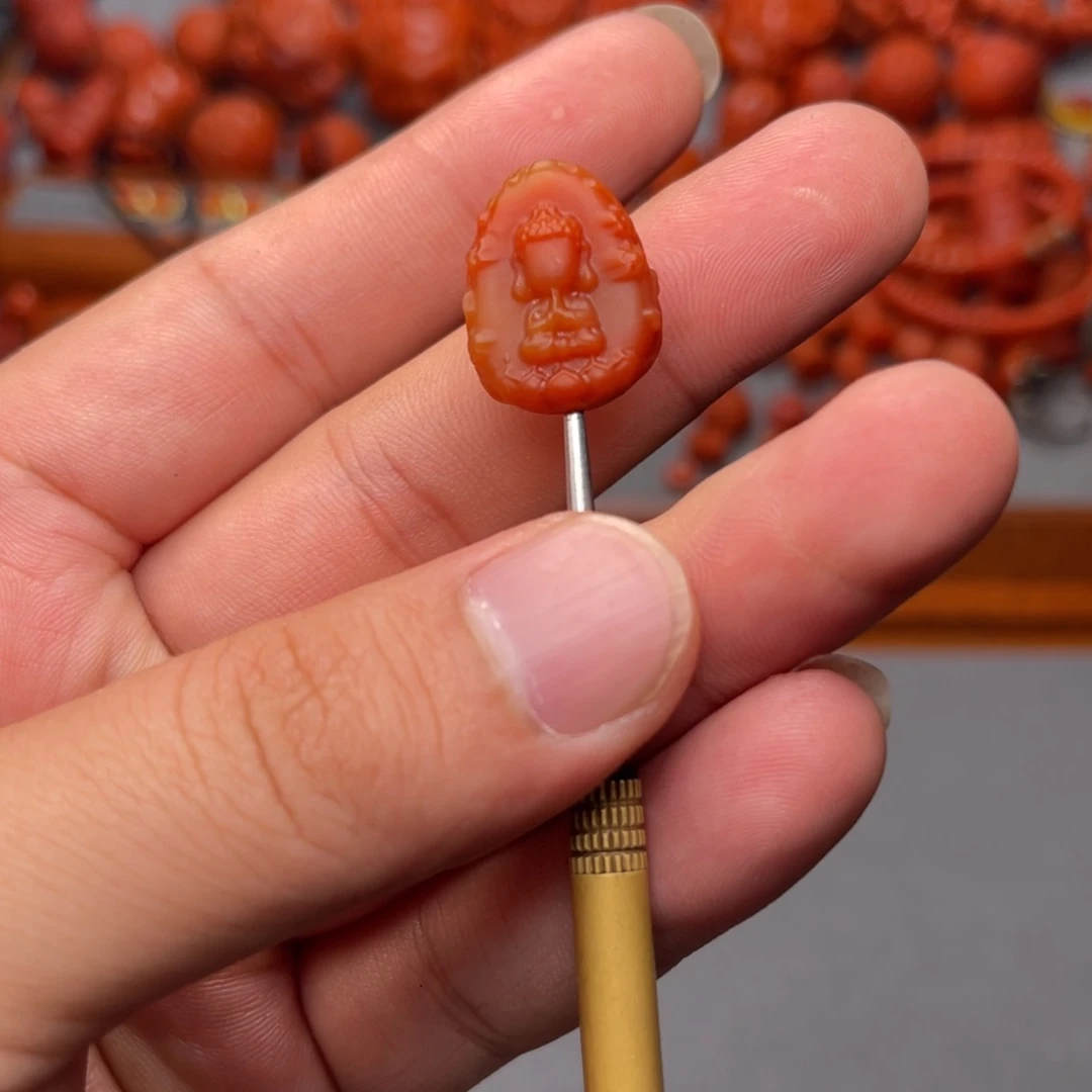 未镶嵌配饰南红玛瑙