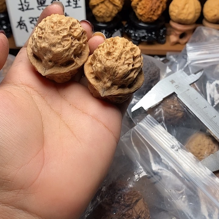 文玩核桃把件    47