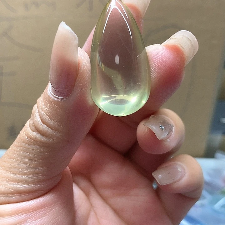 水晶水晶吊坠未镶嵌