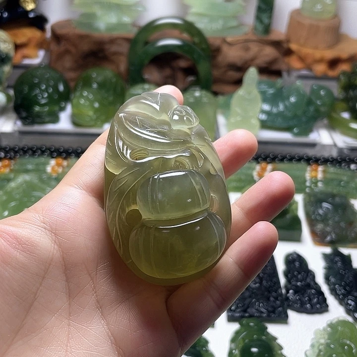 蛇纹石玉未镶嵌手把