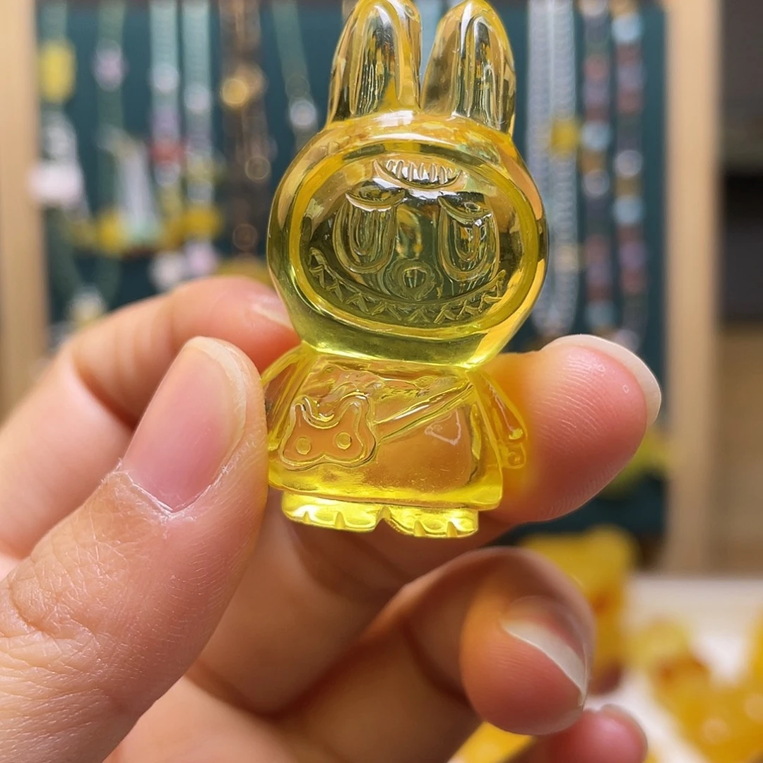 琥珀未镶嵌裸石吊坠