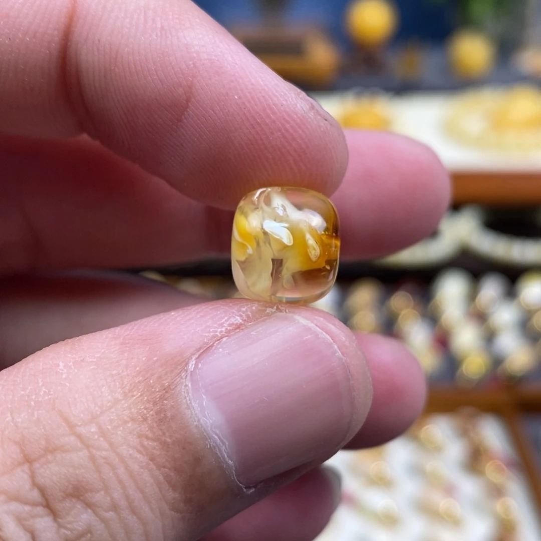 蜜蜡未镶嵌裸石配饰金瓷白老型尺寸11.2