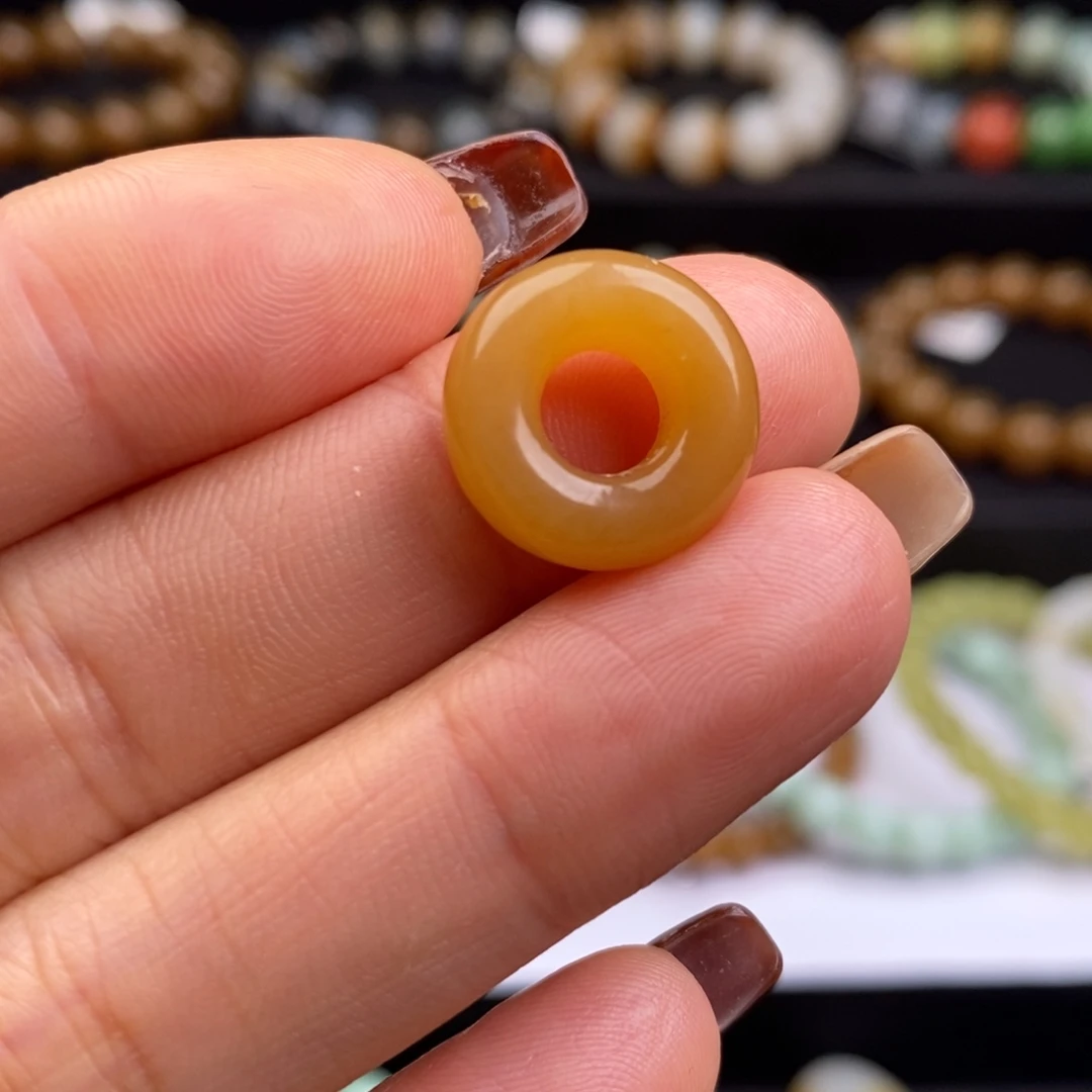 和田玉未镶嵌手串