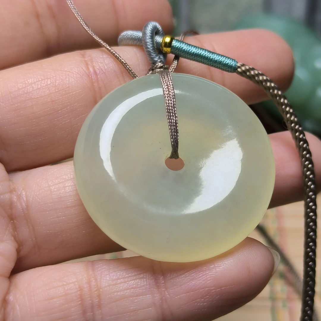纯天然岫玉精品高冰平安扣（多样性发其一）