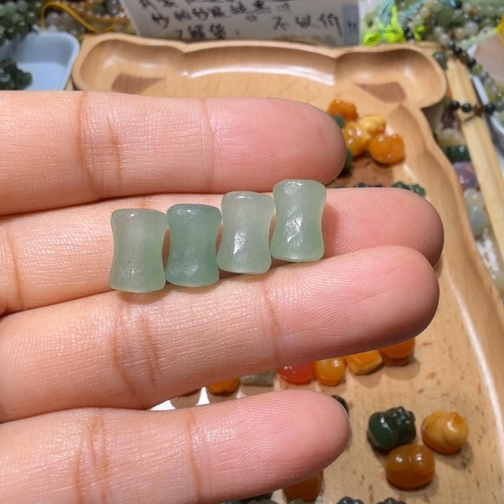 和田玉未镶嵌珠宝半成品