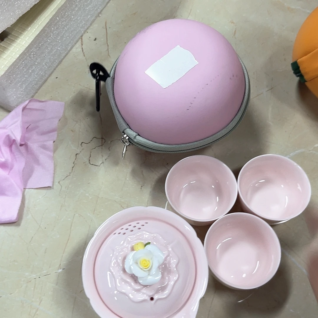 孤品茶具套装等。