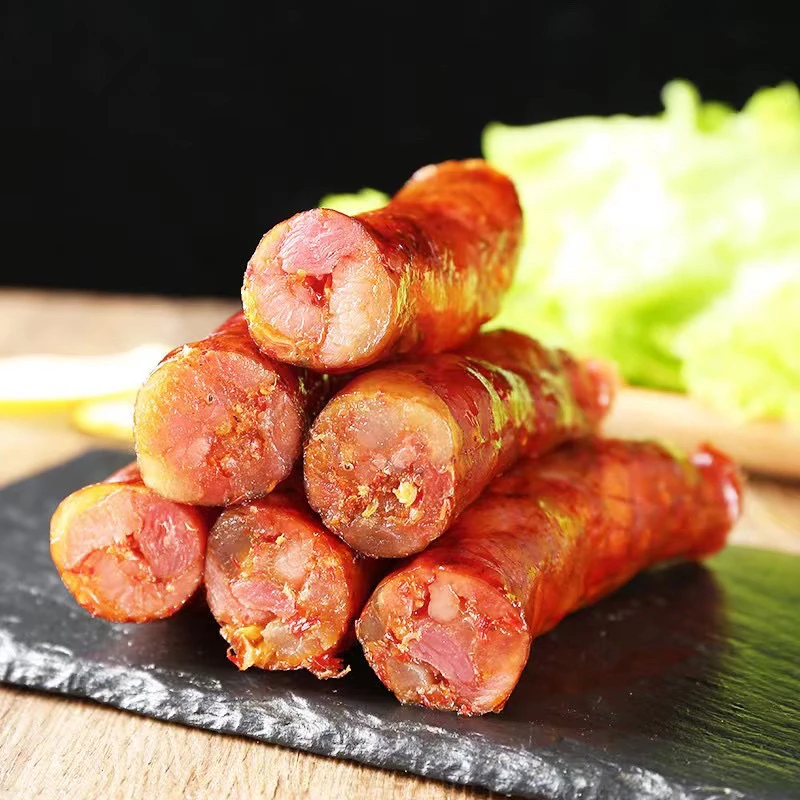 城口农家制作土猪烟熏腊香肠