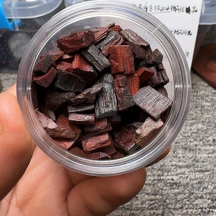 藤类降真香东枝红油满油颗粒料100g装
