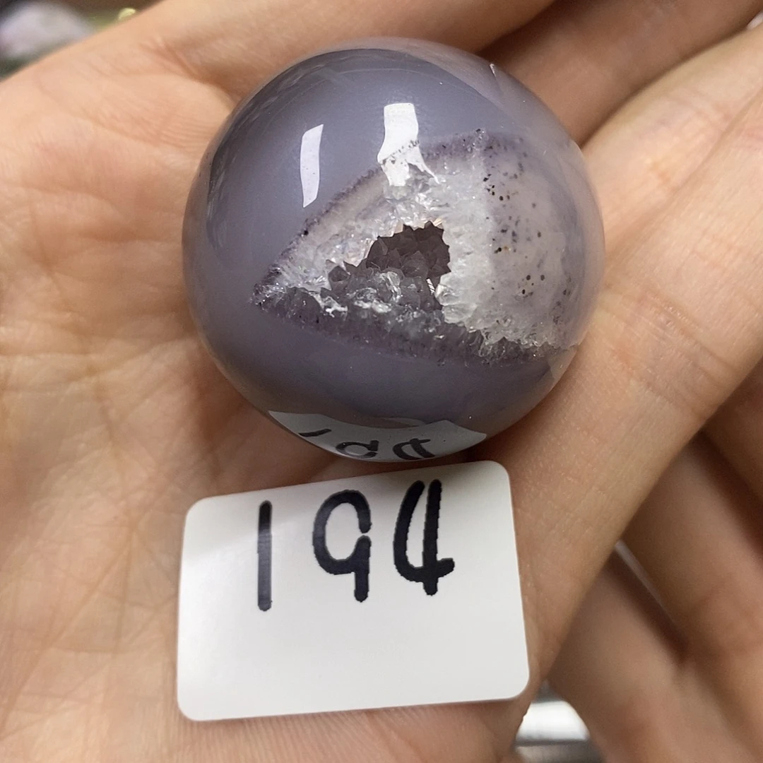 玛瑙/玉髓未镶嵌天然玛瑙龙蛋