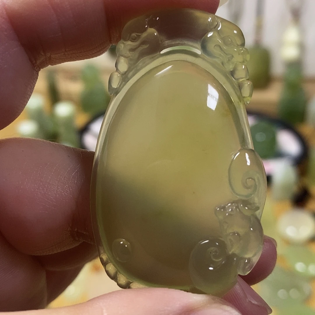 蛇纹石玉合金颈饰