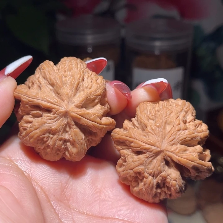 吊坠文玩核桃          44.6