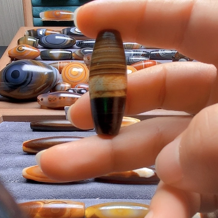 L***u玛瑙/玉髓未镶嵌吊坠(不含链)