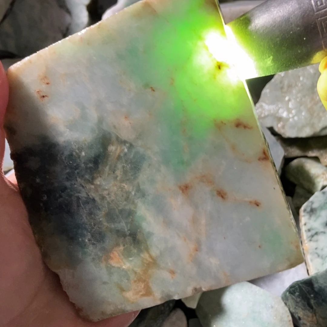 翡翠未镶嵌挂件天然翡翠