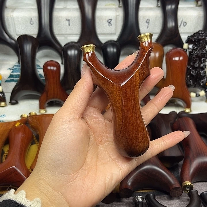 木沙铁快压天罡掌中宝。