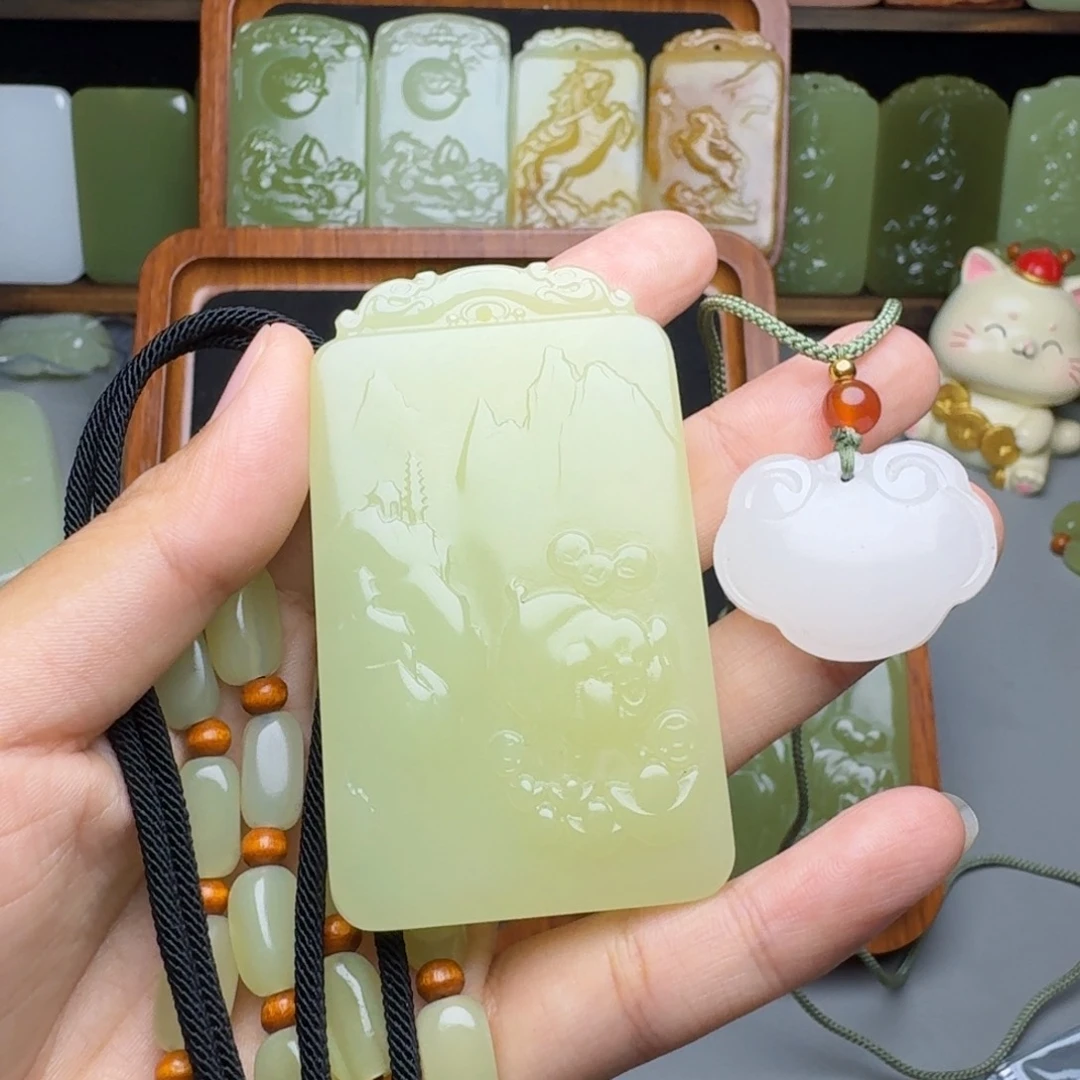 泳*新疆昆仑山料生肖猪