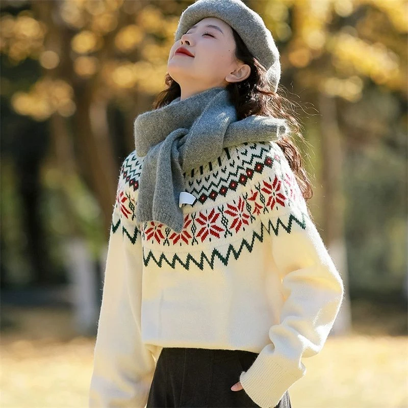 2024秋冬新款白色宽松条纹毛衣女设计感内搭小个子小众针织衫上衣