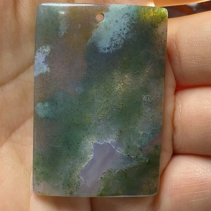 玛瑙/玉髓颈饰未镶嵌过*