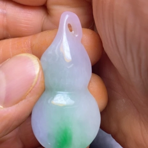 白玉菩提吊坠创意