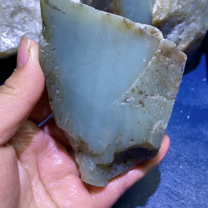 和田玉未镶嵌珠宝半成品