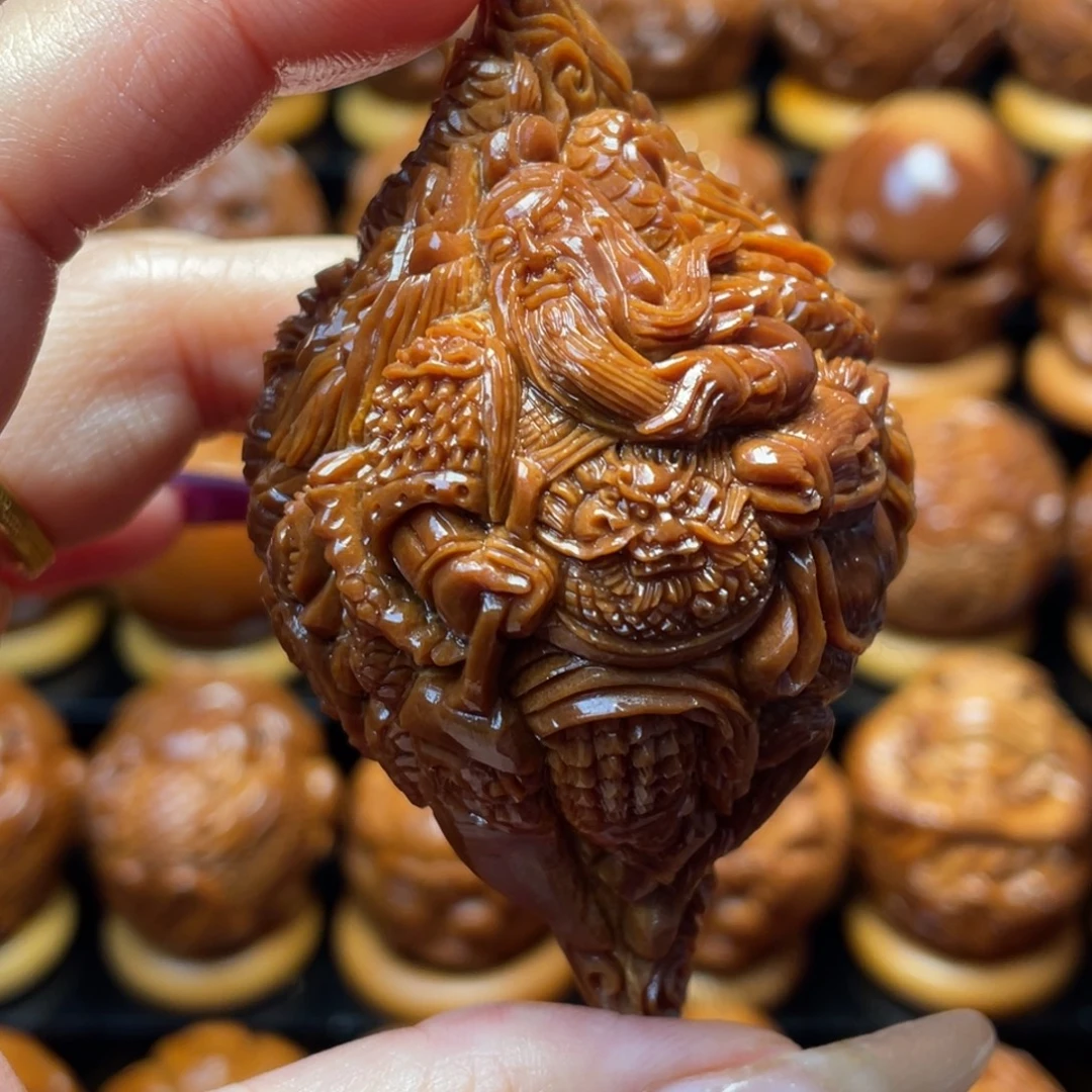 小***亲橄榄核把件橄榄球