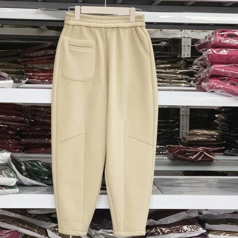 加绒加厚裤子女纯色保暖秋冬哈伦裤新款休闲宽松显瘦百搭长裤时尚