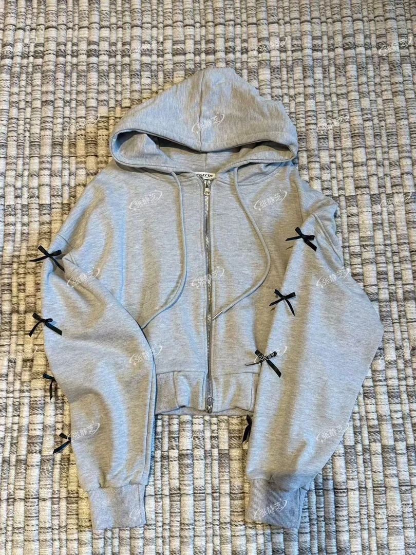 【张静芝】黑色立体蝴蝶结连帽拉链外套