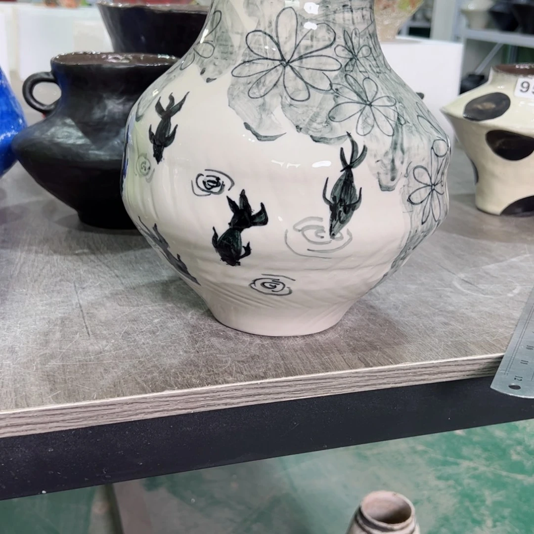 红陶一***豆口9高23无孔