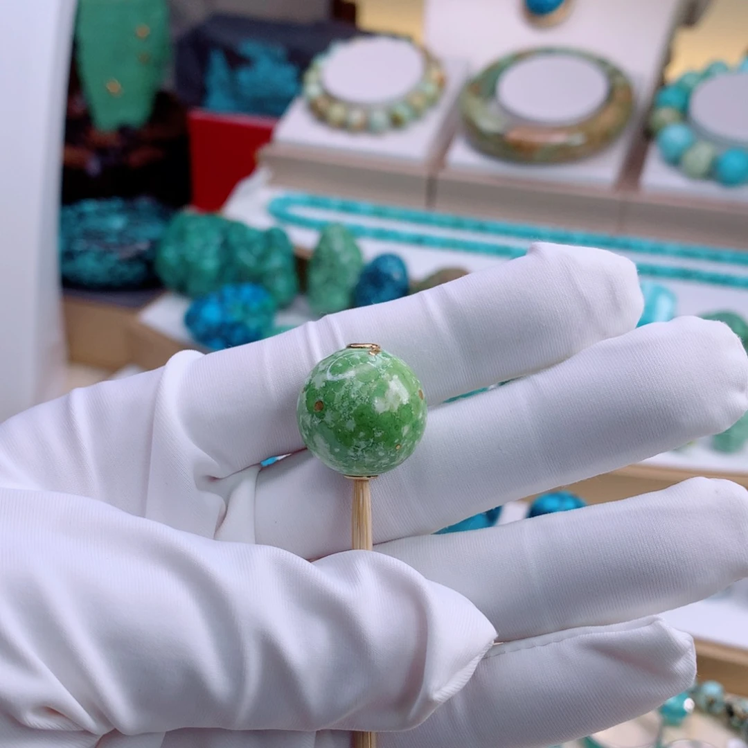 未镶嵌绿松石珠宝奇石